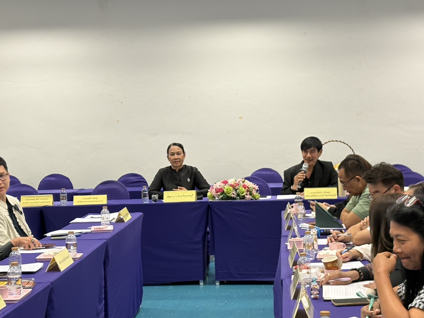 พช. นนทบุรี ร่วมประชุมขับเคลื่อนงานเครือข่าย OTOP จังหวัดนนทบุรี ณ ศูนย์ OTOP นนทบุรี