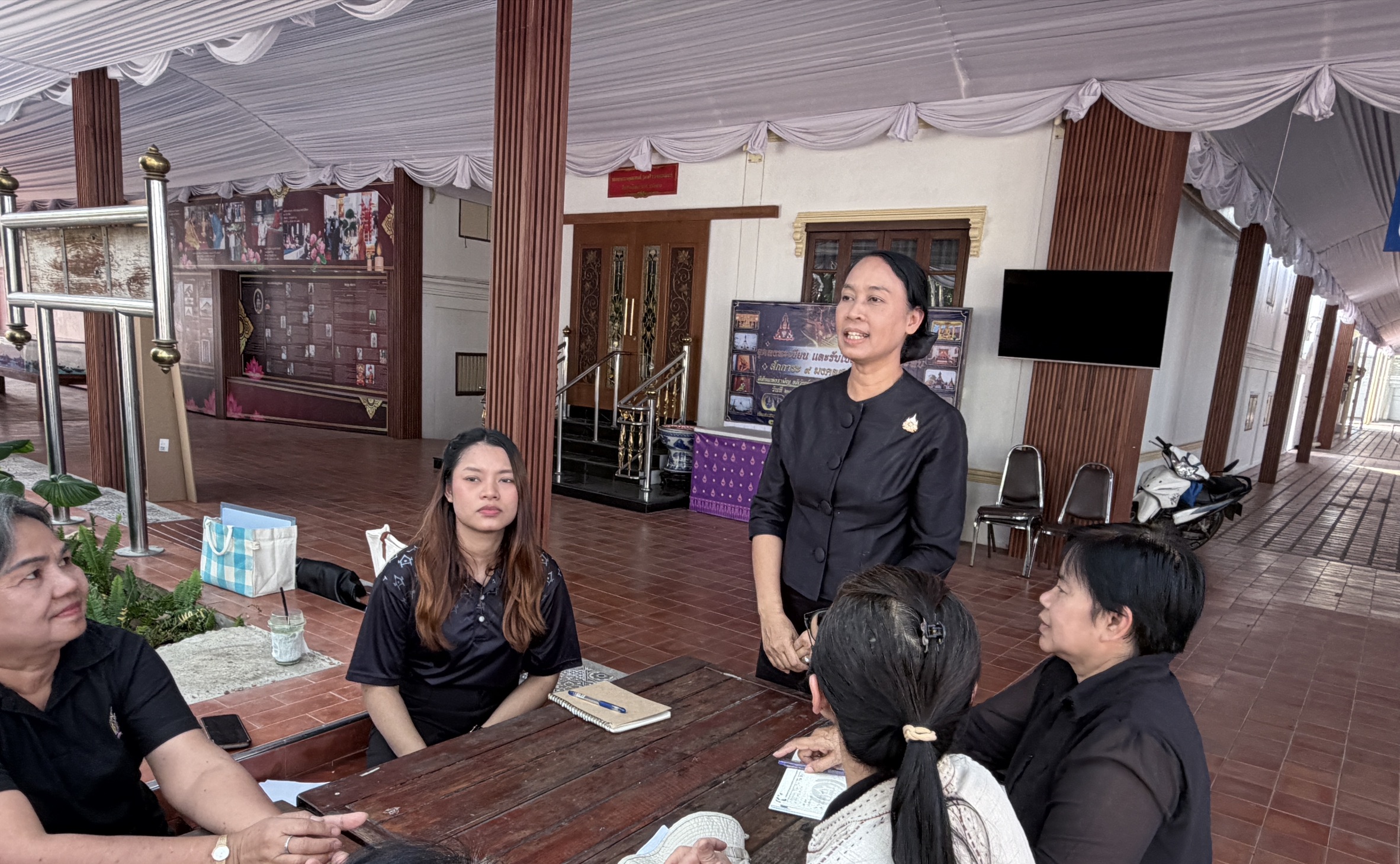 สพอ.บางใหญ่ ติดตามและสนับสนุนการดำเนินงานกลุ่มออมทรัพย์เพื่อการผลิต